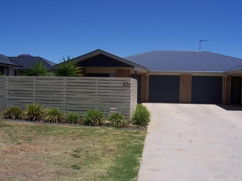 Kearneys Spring QLD 4350