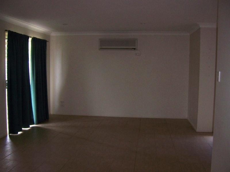 Kearneys Spring QLD 4350