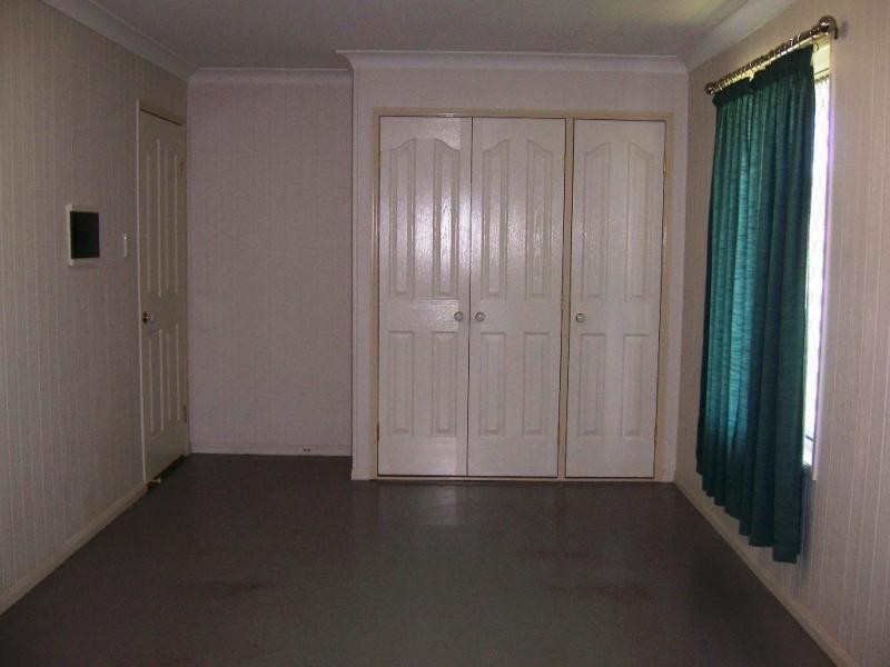 Kearneys Spring QLD 4350