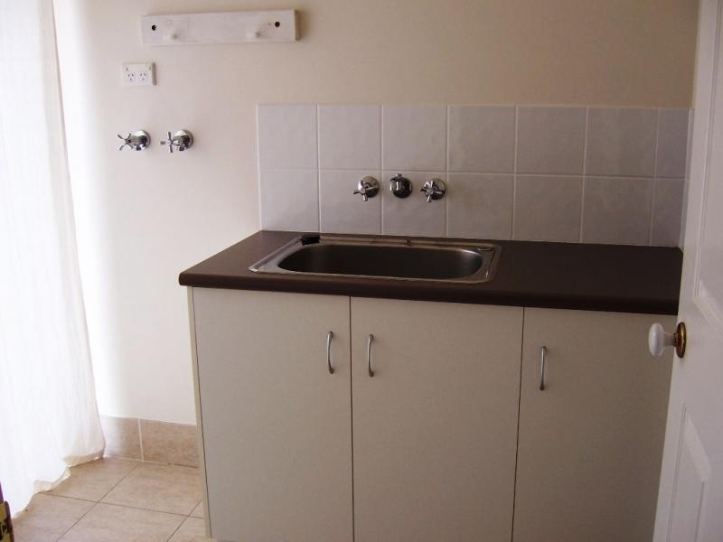 Kearneys Spring QLD 4350