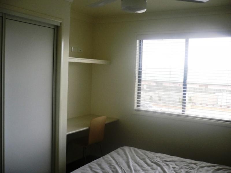 Kearneys Spring QLD 4350