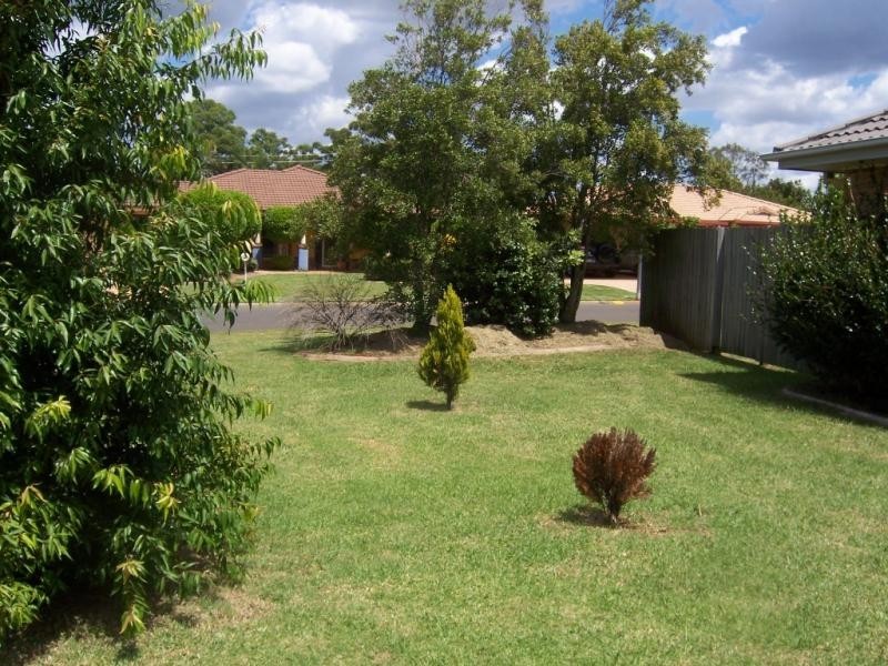 11 Hennenlotter Court, Kearneys Spring QLD 4350