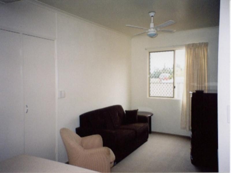 Kearneys Spring QLD 4350