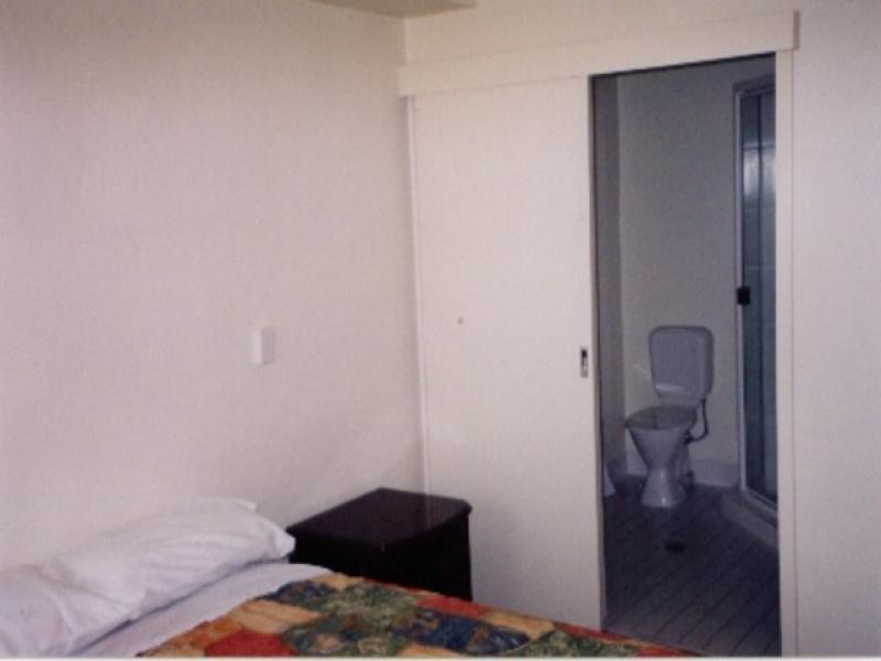 Kearneys Spring QLD 4350