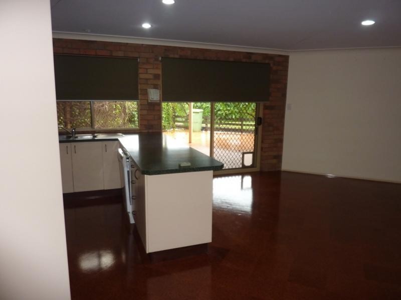 Kearneys Spring QLD 4350