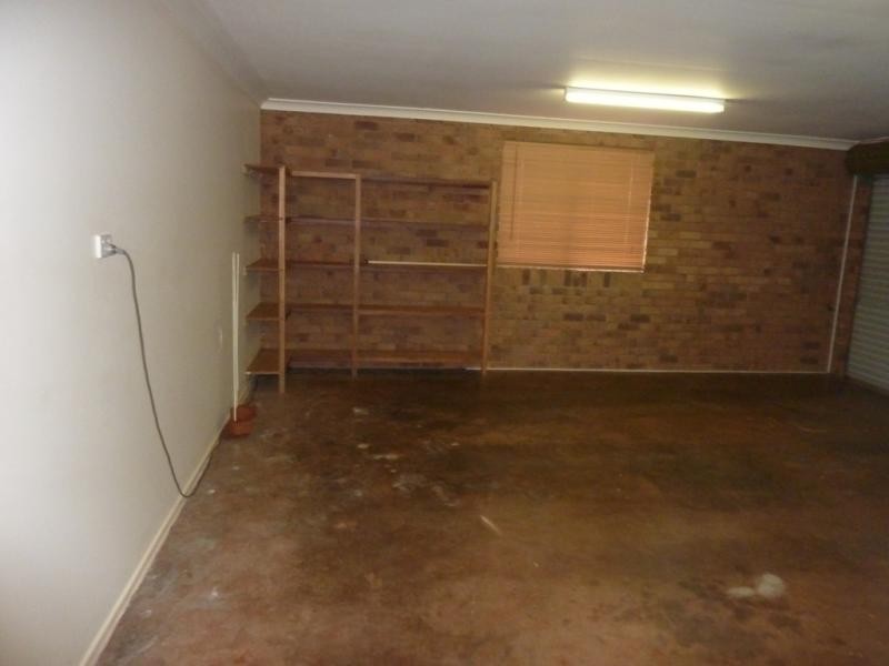 Kearneys Spring QLD 4350