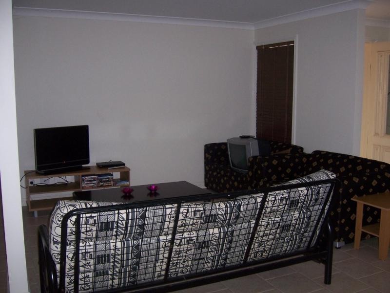 Kearneys Spring QLD 4350