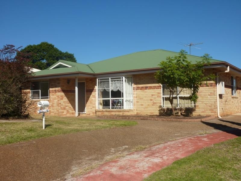 9 Brock Court, Darling Heights QLD 4350