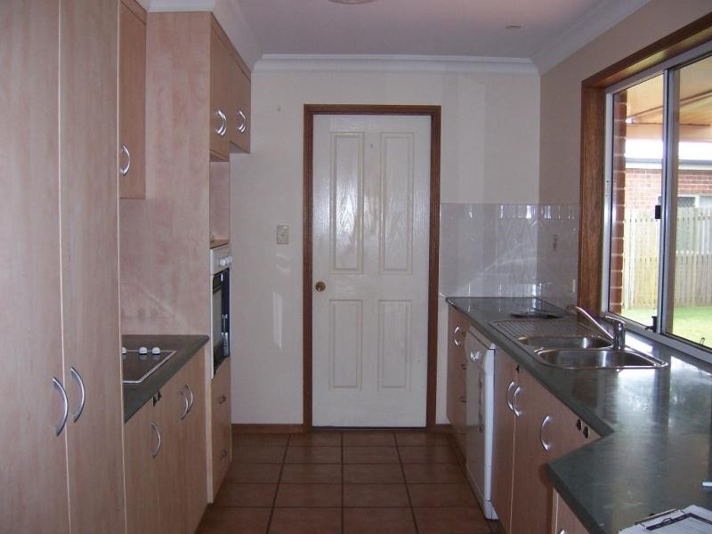 Middle Ridge QLD 4350