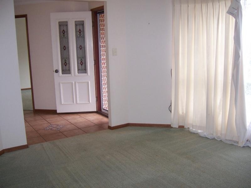 Middle Ridge QLD 4350