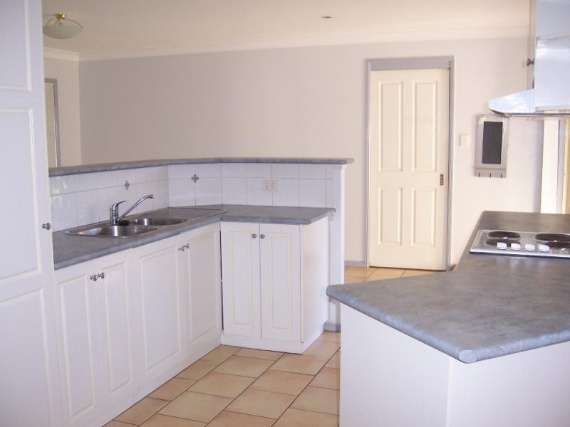 363 Spring Street, Kearneys Spring QLD 4350