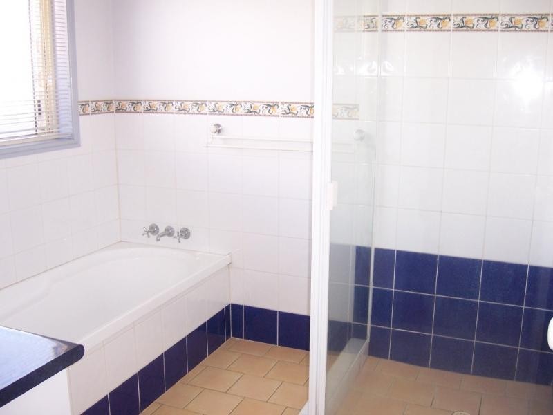 363 Spring Street, Kearneys Spring QLD 4350