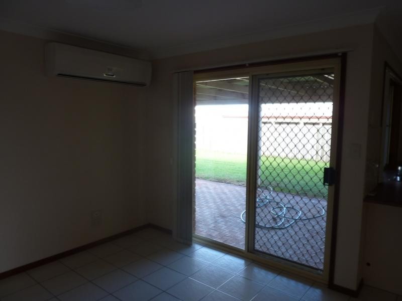 Kearneys Spring QLD 4350