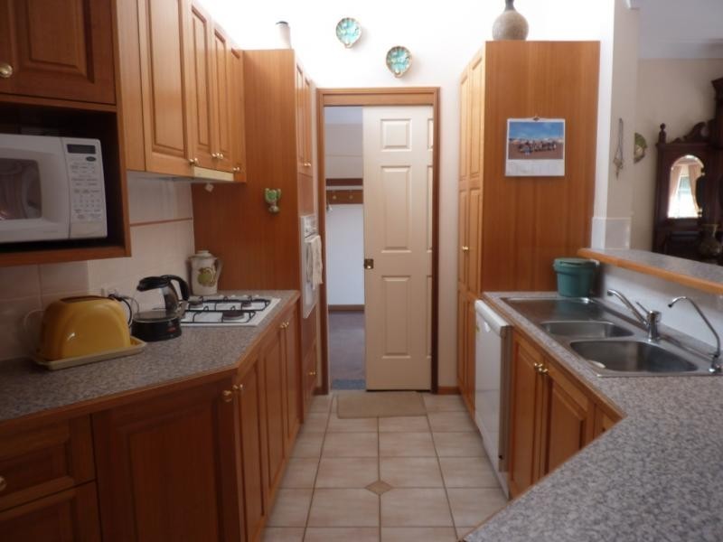 4/334 Hume Street, Centenary Heights QLD 4350