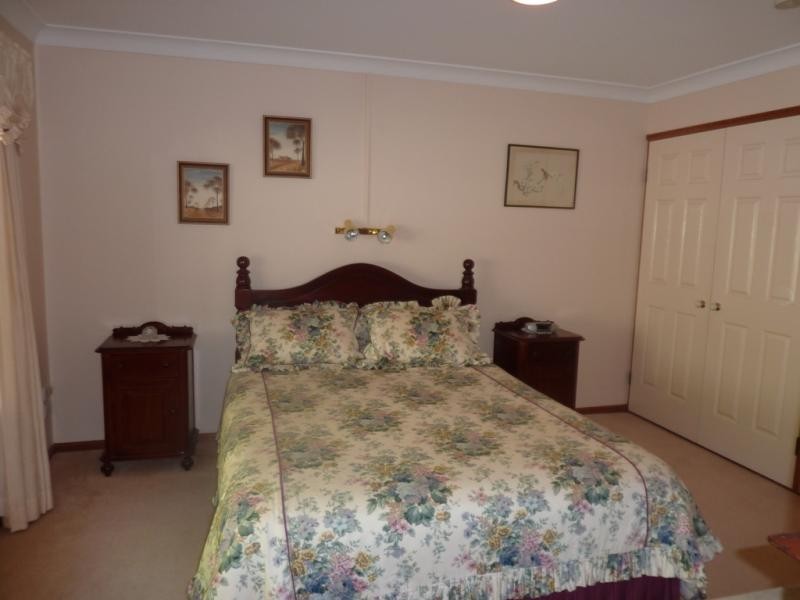 4/334 Hume Street, Centenary Heights QLD 4350