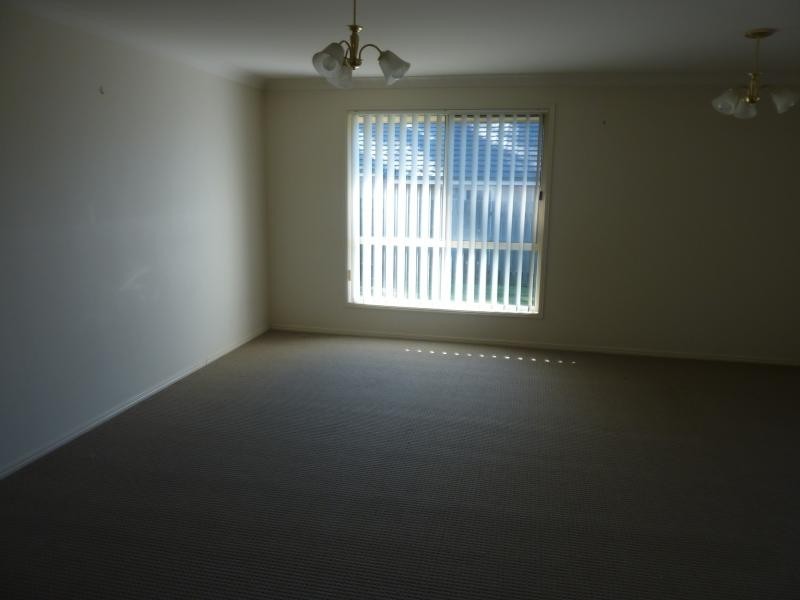 298 Ramsay Street, Middle Ridge QLD 4350