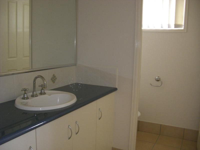 298 Ramsay Street, Middle Ridge QLD 4350