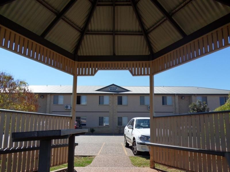 Kearneys Spring QLD 4350