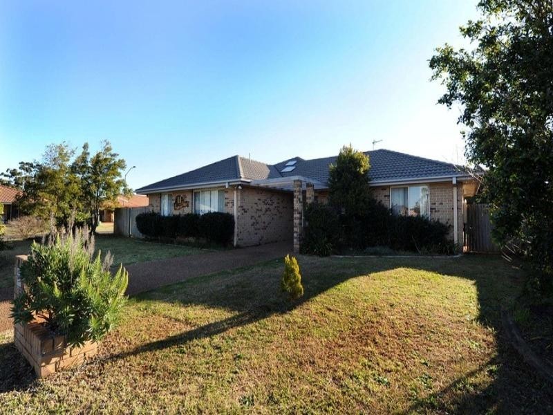 Kearneys Spring QLD 4350