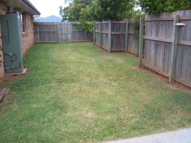 Kearneys Spring QLD 4350