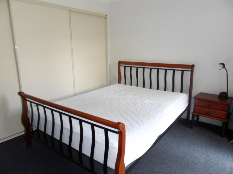 Kearneys Spring QLD 4350