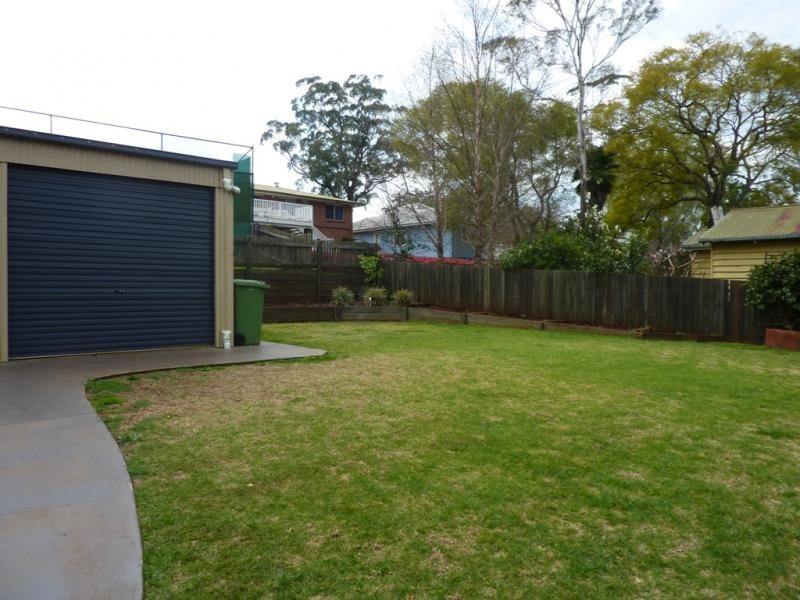 Mount Lofty QLD 4350