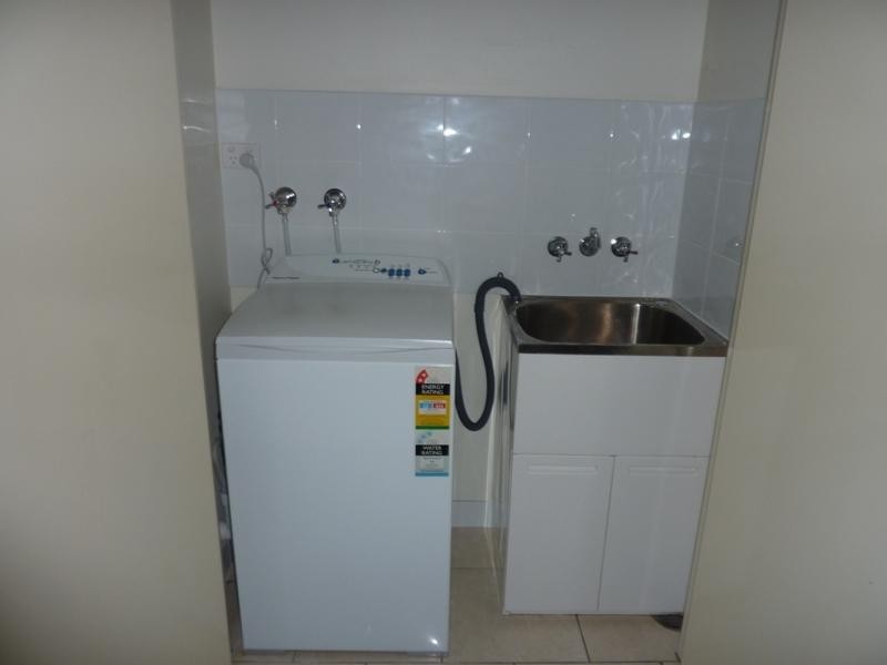 12/1 Uniplaza Court, Kearneys Spring QLD 4350