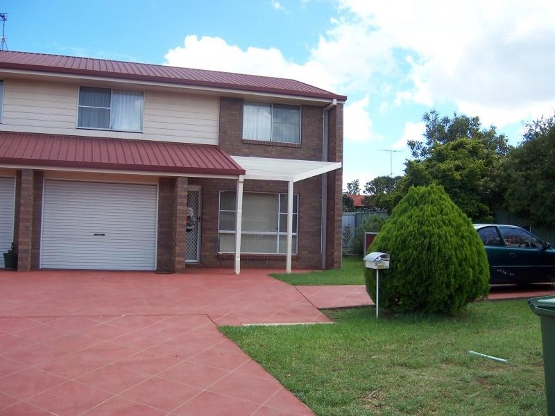 Kearneys Spring QLD 4350