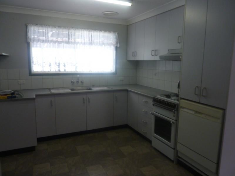 Kearneys Spring QLD 4350