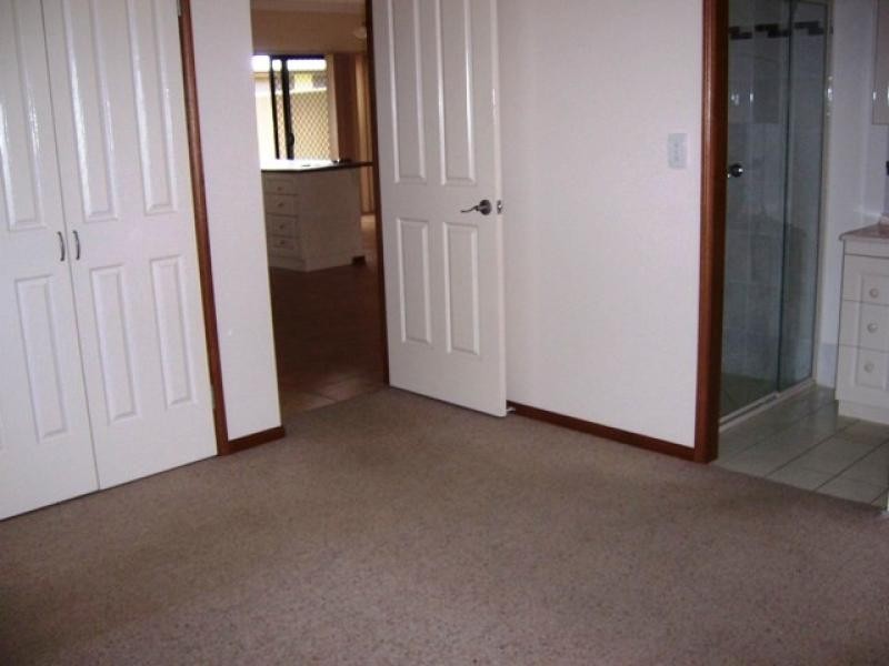 Kearneys Spring QLD 4350