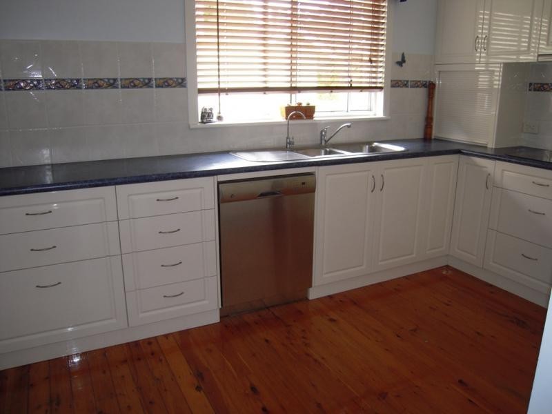 10a Atkinson Street, South Toowoomba QLD 4350