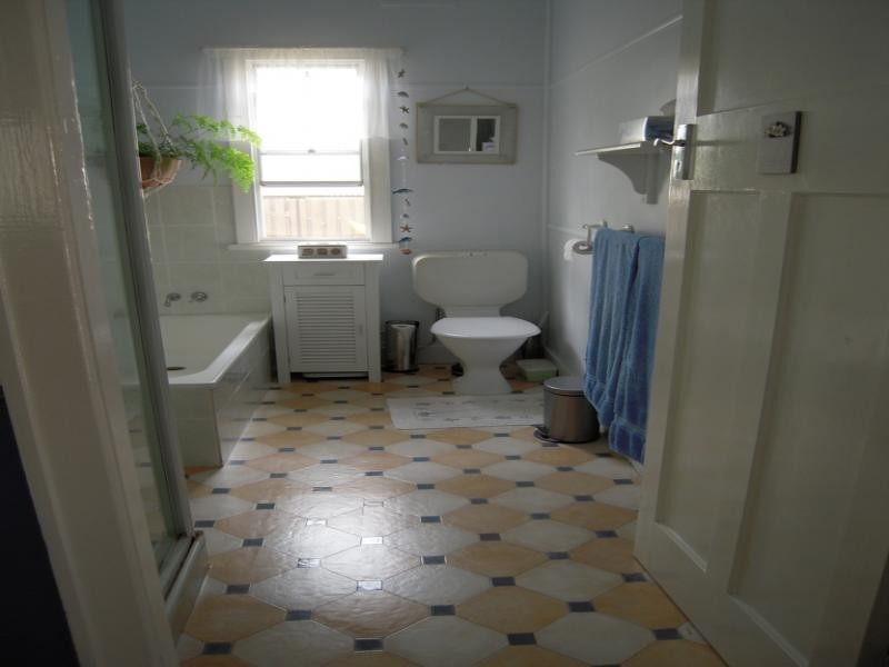 10a Atkinson Street, South Toowoomba QLD 4350