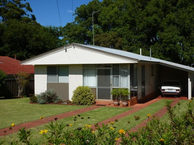 45 Llewellyn Street, Centenary Heights QLD 4350