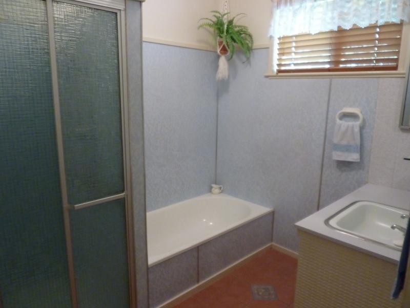 45 Llewellyn Street, Centenary Heights QLD 4350