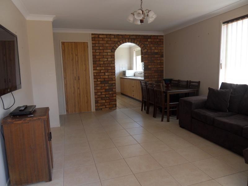 Kearneys Spring QLD 4350