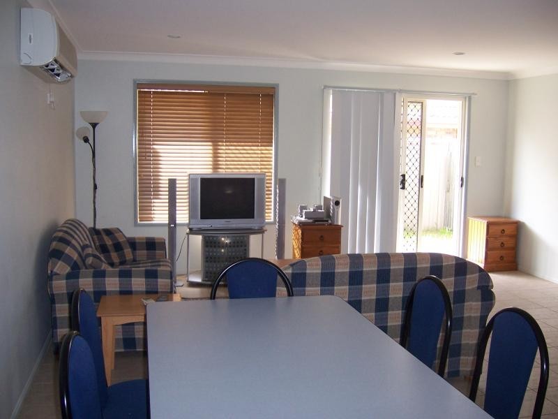 Kearneys Spring QLD 4350