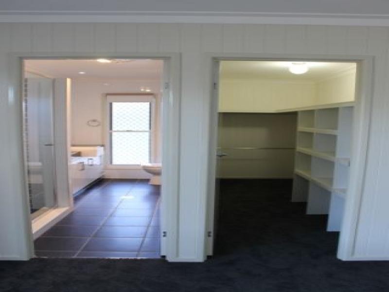 4 Claudia Court, Top Camp QLD 4350