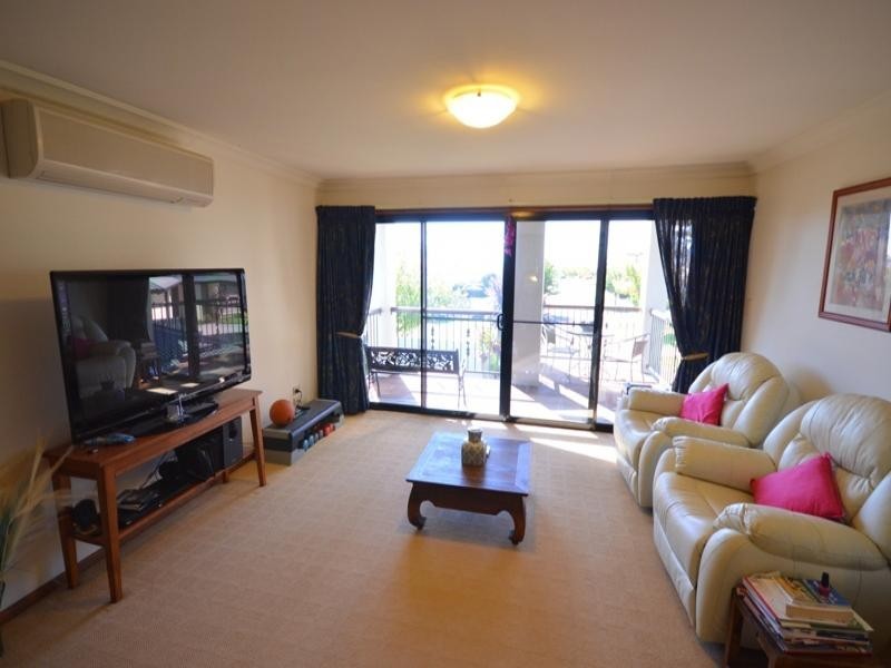 36 Fadden Crescent, Middle Ridge QLD 4350