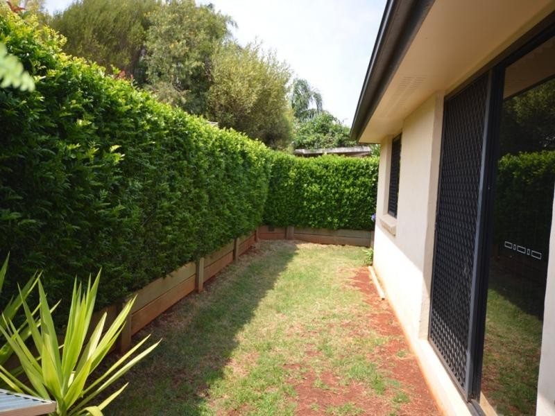 Kearneys Spring QLD 4350