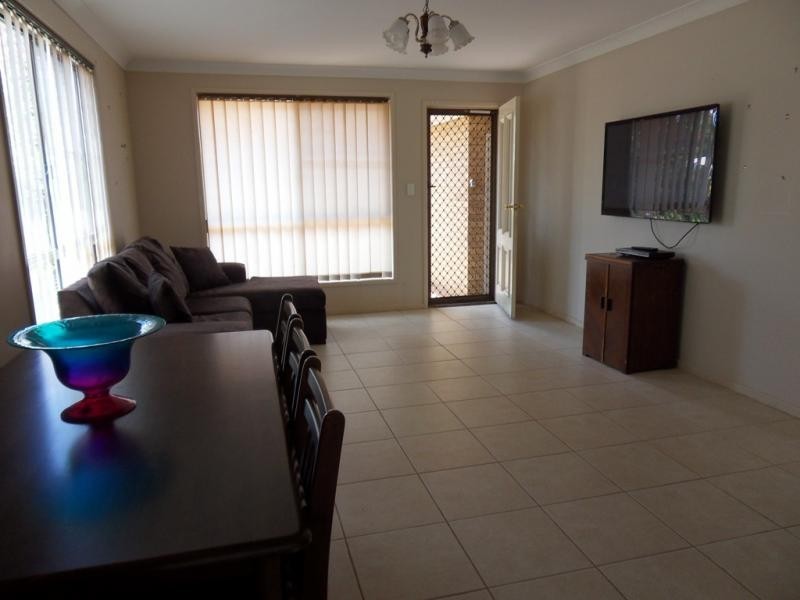 Kearneys Spring QLD 4350