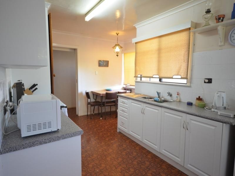 Kearneys Spring QLD 4350