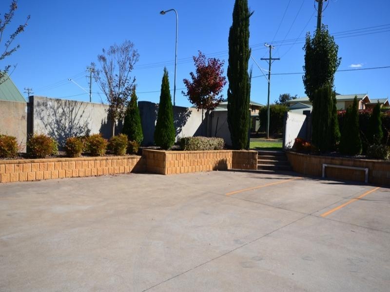 8/1-3 Uniplaza Court, Kearneys Spring QLD 4350