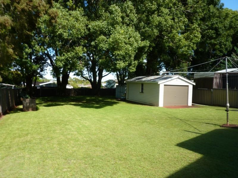 Centenary Heights QLD 4350