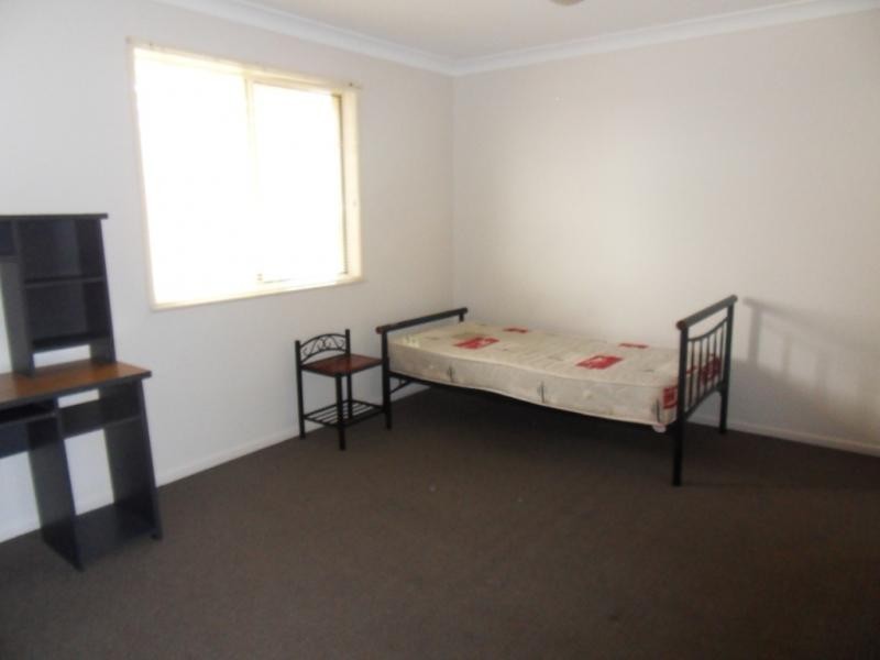 Kearneys Spring QLD 4350