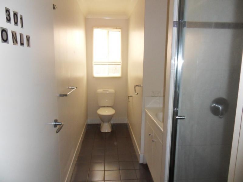 Kearneys Spring QLD 4350