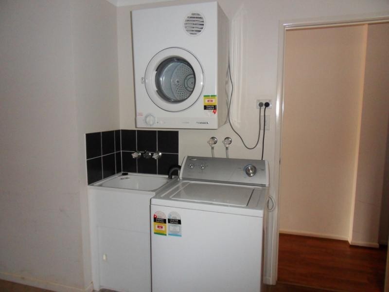 Kearneys Spring QLD 4350