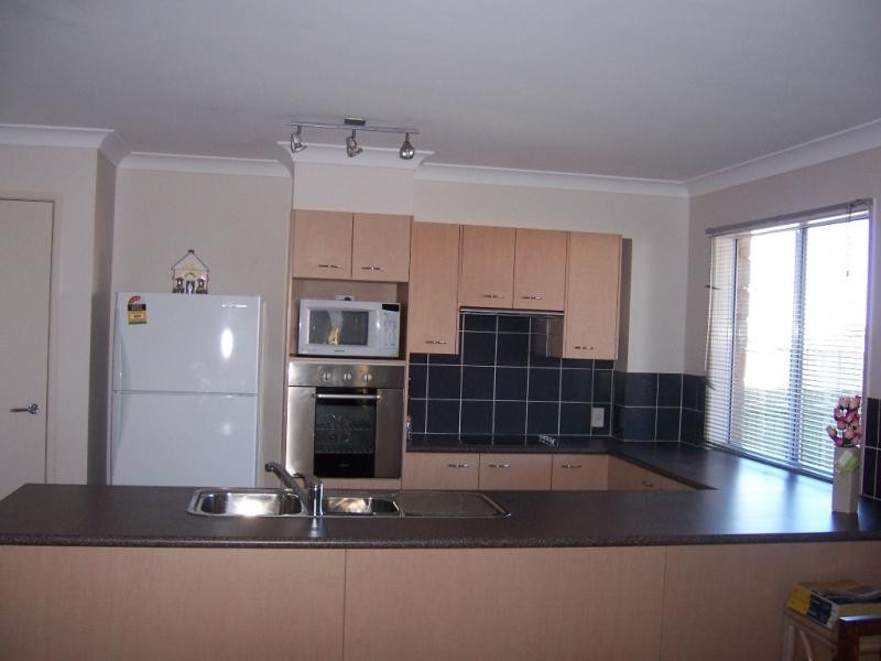 Kearneys Spring QLD 4350