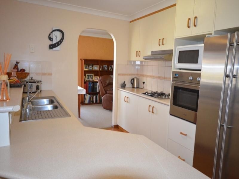 Kearneys Spring QLD 4350