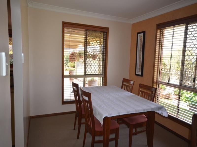 Kearneys Spring QLD 4350