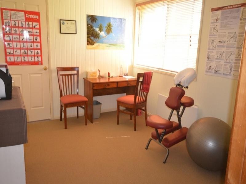 Kearneys Spring QLD 4350